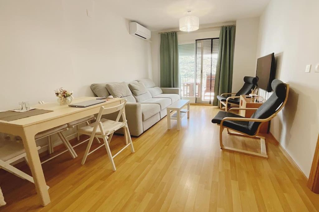 Balcon Hacia La Montana Apartment Guejar Sierra Luaran gambar