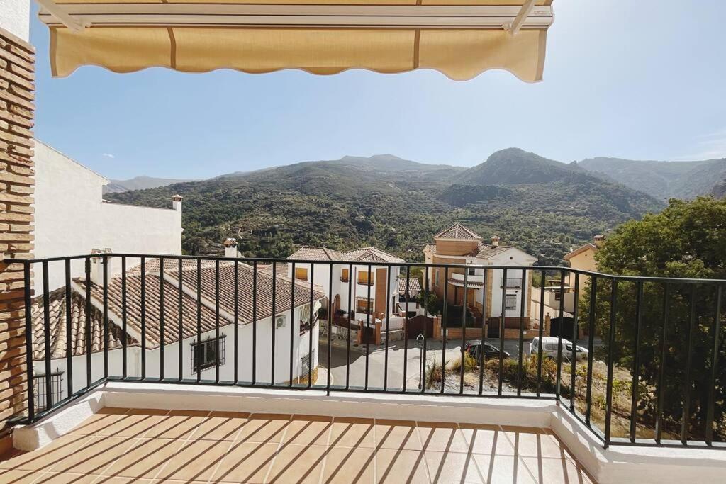 Balcon Hacia La Montana Apartment Guejar Sierra Luaran gambar